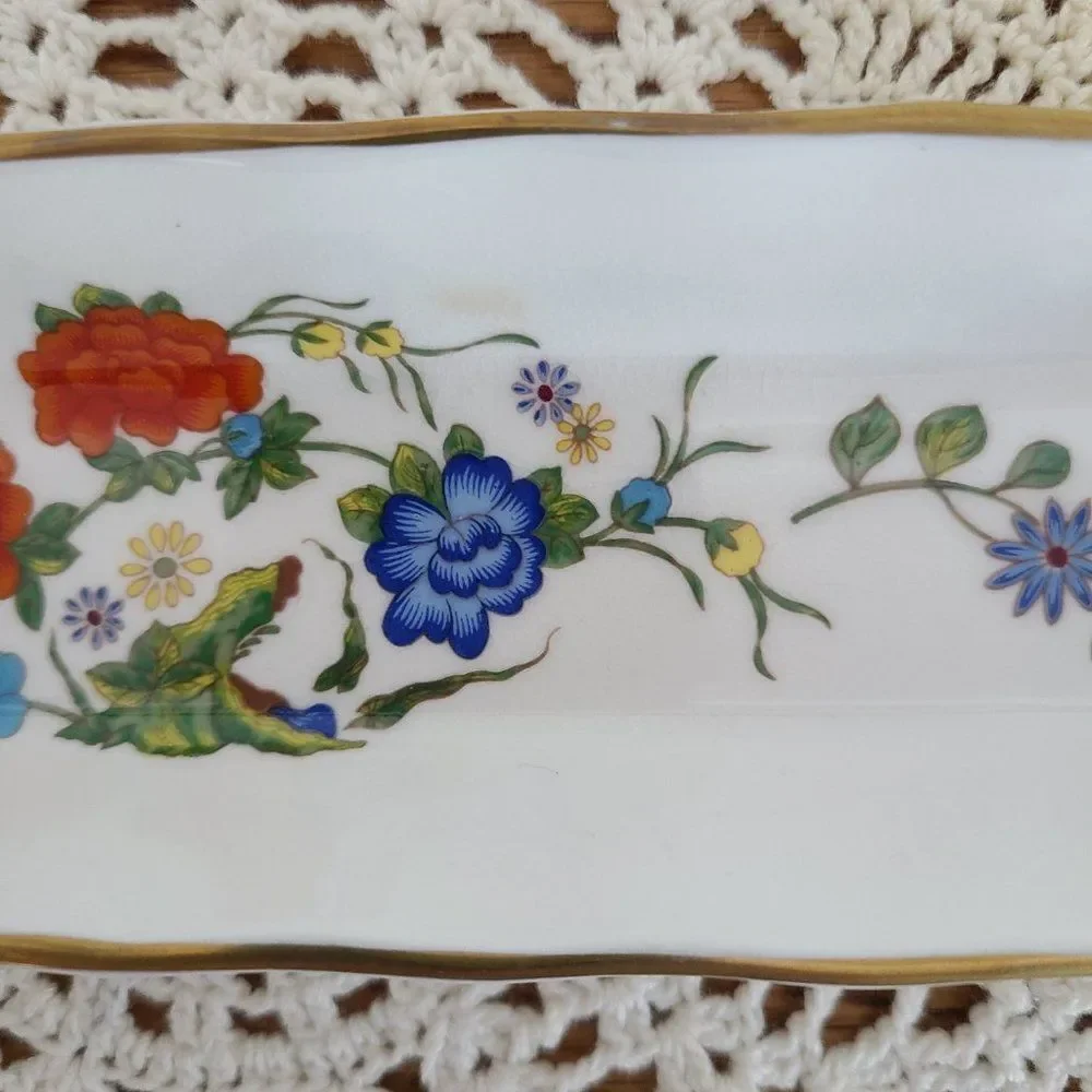 Unbranded vintage reproduction